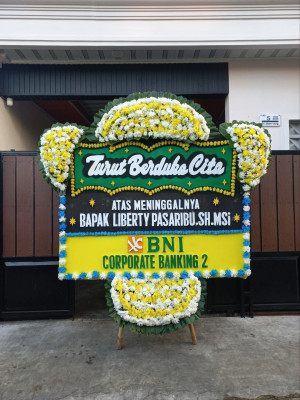 Papan Bunga Duka di Muaradua